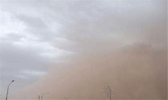 کمبود بارش عامل تقويت کانون هاي گرد و خاک در نواحي شرق اصفهان است