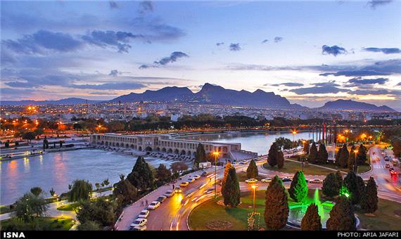 اصفهان محوري‌ترين شهر گردشگري ايران است