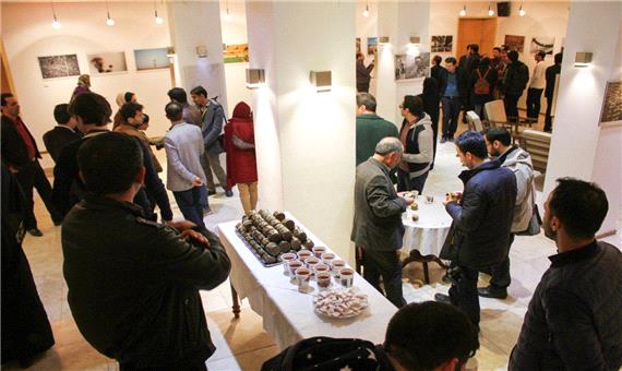نمایشگاه عکس جشنواره منطقه ای سینمای جوان کاشان گشایش یافت
