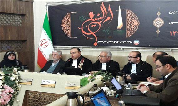 شهردار اصفهان: انصاف عصای دست عدالت است