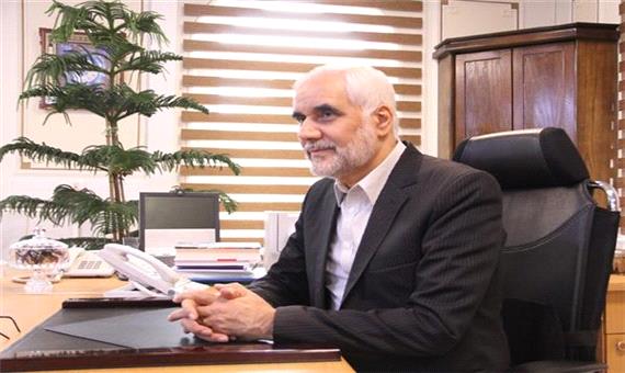 استاندار اصفهان : از راهکارهای منتقدان طرح کارگروه سازگاری با کم آبی استقبال می کنیم