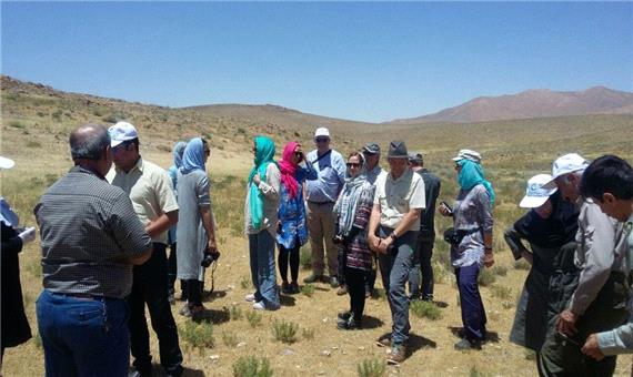 کارشناسان محیط زیست اتریش از زیستگاه های اصفهان دیدن کردند