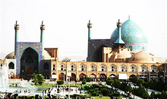 سرویس های بهداشتی مسجد امام نم زدایی می شود