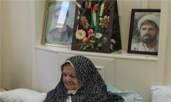 مادر شهیدان ردانی پور به فرزندان شهیدش پیوست