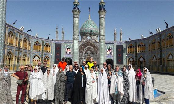 10 هزار گردشگر خارجی از امامزاده هلال (ع) دیدن کردند