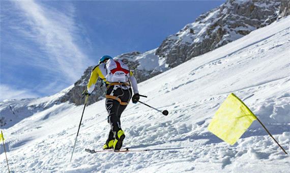 صعود تیم کوهنوردی اصفهان به ارتفاعات 7 هزار و 100 متری قرقیزستان