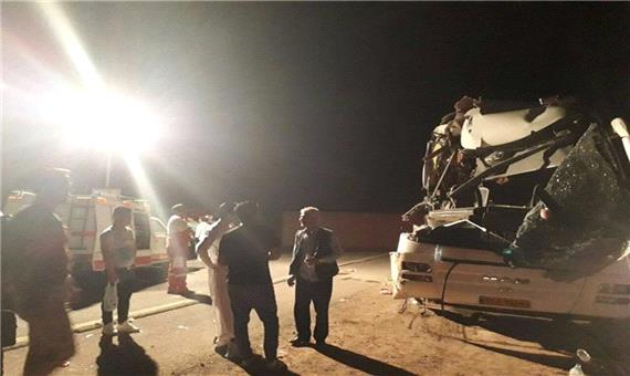 حادثه رانندگی در جاده اردستان به نائین 18 مصدوم داشت