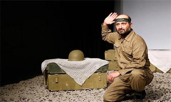 «مثل سوسوی فانوس آویخته» به جشنواره تئاتر خرمشهر راه یافت