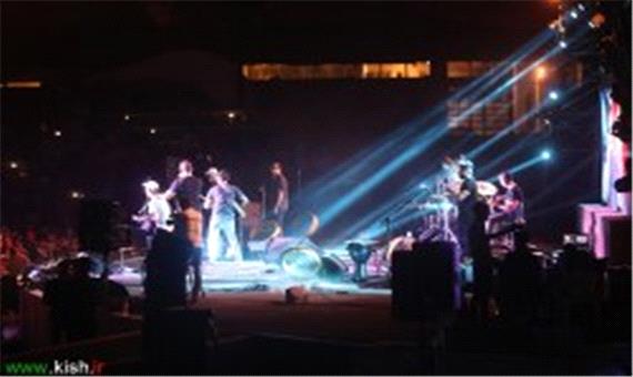 بهنام بانی در جزیره کیش کنسرت برگزار می کند
