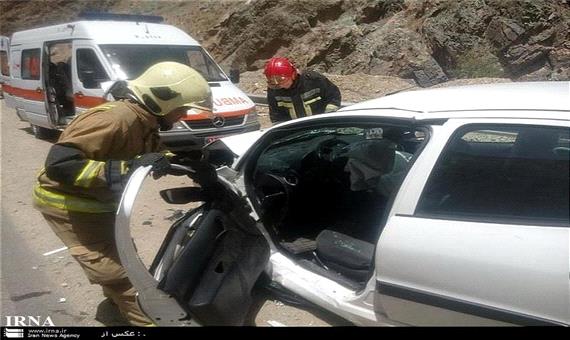 تصادف 2 سواری در آزادراه اصفهان- کاشان 6 مصدوم داشت