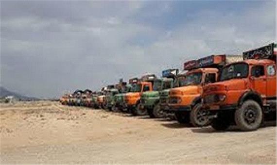 اعتصاب چند روزه کامیون داران با واکنش استاندار شیراز مواجه شد