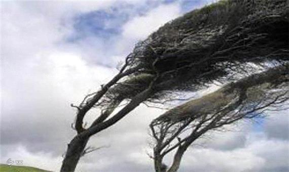 سرعت باد در مهاباد به 80 کیلومتر بر ساعت می‌رسد