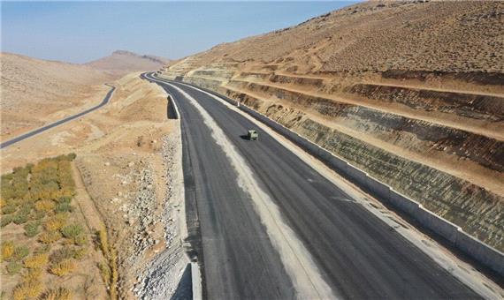 طرح‌های آزادراهی در استان اصفهان  سبب توسعه و سهولت حمل و نقل در مرکز کشور می شود